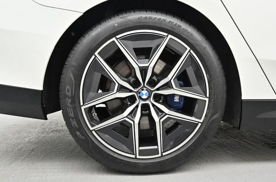 BMW 5-Series 523d M Sport — пробег 10 344 км — фото 5 из 5