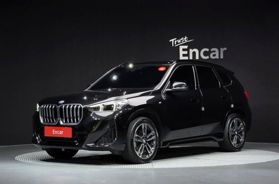 BMW X1 xDrive 20i M Sport — пробег 10 395 км — фото 1 из 5