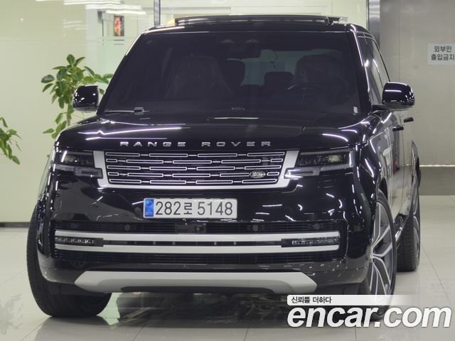 Land Rover Range Rover P530 Autobiography Long Wheel Base — пробег 26 300 км — фото 1 из 5