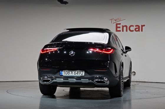 Mercedes-Benz GLC-Class GLC300 4MATIC Coupe — пробег 49 320 км — фото 4 из 5