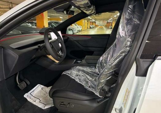 Tesla Model Y L Long Range AWD — пробег 1 км — фото 4 из 5