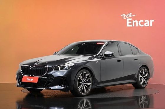 BMW 5-Series 530i xDrive M Sport — пробег 6 701 км — фото 1 из 5