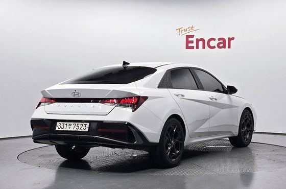 Hyundai AVANTE 1.6 Smart — пробег 72 450 км — фото 2 из 5