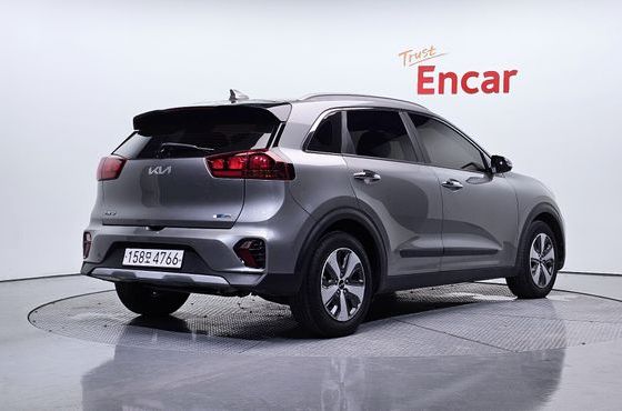Kia Niro 1.6 HEV Trendy — пробег 84 782 км — фото 2 из 5