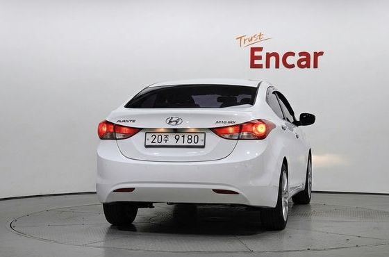 Hyundai AVANTE M16 GDI Luxury — пробег 130 700 км — фото 4 из 5