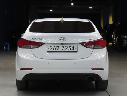 Hyundai AVANTE 1.6 GDi Modern Standard — пробег 213 342 км — фото 3 из 5
