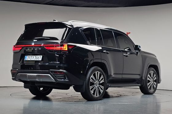Lexus LX 700h Luxury — пробег 1 332 км — фото 2 из 5