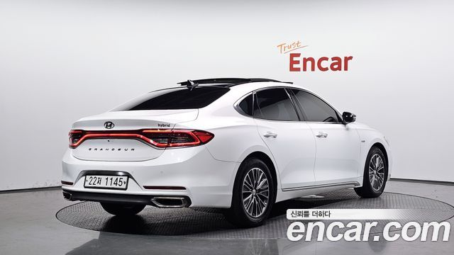 Hyundai Grandeur из Кореи Encar