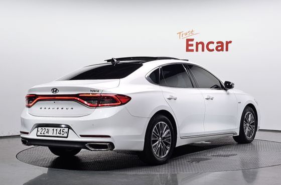 Hyundai Grandeur Exclusive Special — пробег 178 806 км — фото 2 из 5