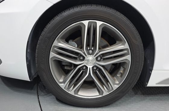 Hyundai Grandeur 2.2 Diesel Premium — пробег 88 845 км — фото 5 из 5