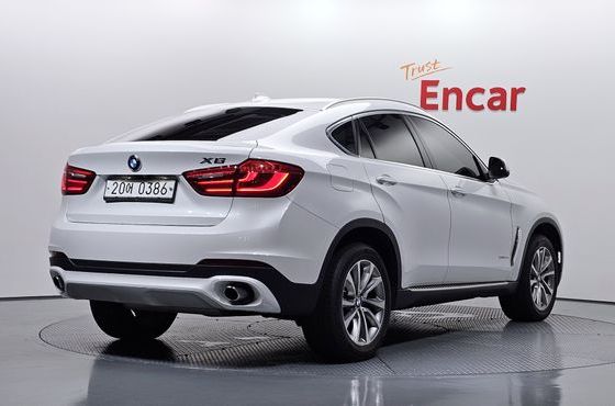 BMW X6 xDrive 30d — пробег 104 945 км — фото 2 из 5