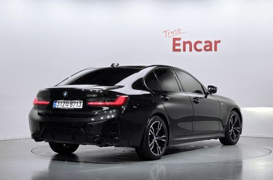 BMW 3-Series 320i M Sport — пробег 16 166 км — фото 2 из 5