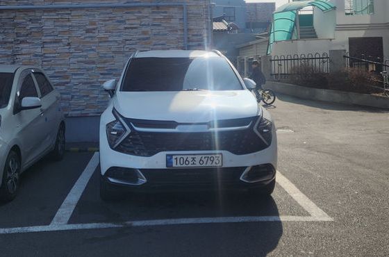 Kia Sportage HEV 1.6 2WD Signature — пробег 37 000 км — фото 3 из 5
