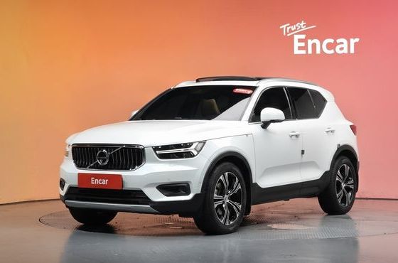 Volvo XC40 T4 Inscription — пробег 64 537 км — фото 1 из 5