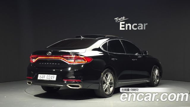 Hyundai Grandeur из Кореи Encar