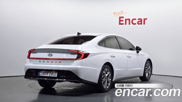 Hyundai Sonata 2.0 Premium Plus — пробег 30 304 км — фото 2 из 5