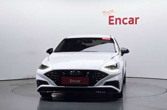 Hyundai Sonata 2.0 Premium Plus — пробег 30 304 км — фото 3 из 5