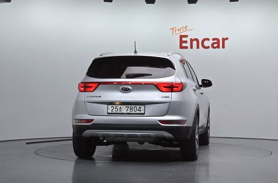 Kia Sportage Diesel 2WD Noblesse — пробег 118 259 км — фото 4 из 5