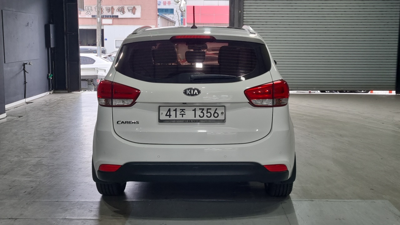 Kia Carens из Кореи Encar