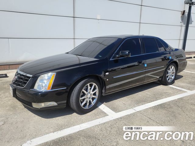 Cadillac DTS 4.6L V8 — пробег 302 924 км — фото 3 из 5