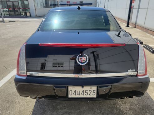 Cadillac DTS 4.6L V8 — пробег 302 924 км — фото 5 из 5