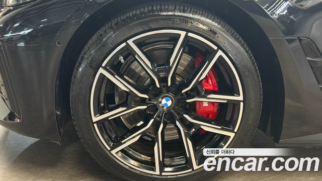 BMW i4 eDrive40 M Sports Pro — пробег 14 654 км — фото 5 из 5