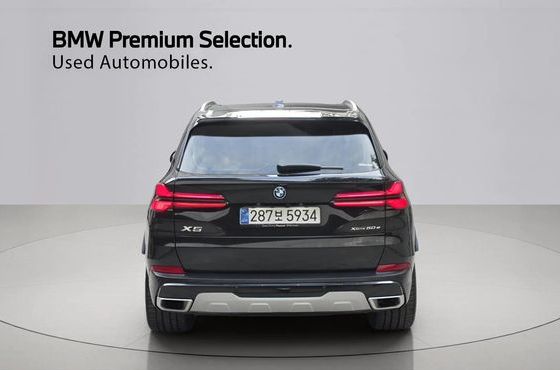 BMW X5 xDrive 50e xLine — пробег 12 030 км — фото 4 из 5