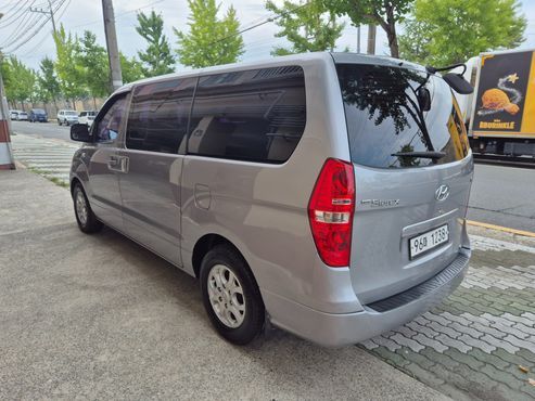 Hyundai Starex 5-Seater VAN CVX Luxury — пробег 188 016 км — фото 4 из 5