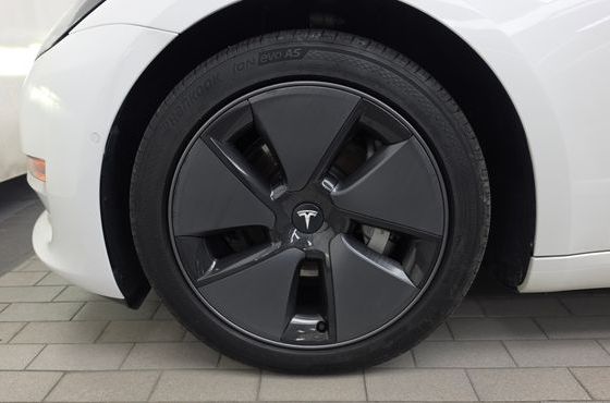 Tesla Model 3 Long Range AWD — пробег 101 444 км — фото 5 из 5