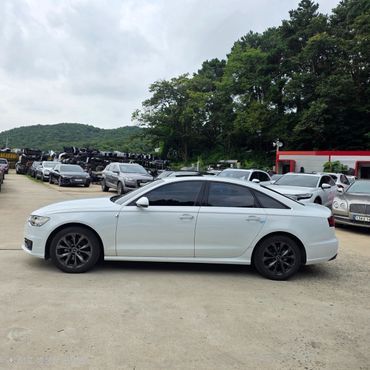 Audi A6 35 TDI Premium C7 — пробег 145 750 км — фото 3 из 5