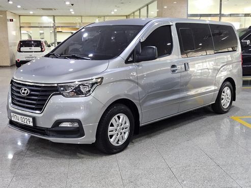 Hyundai Starex Van 5-Seater Modern — пробег 141 896 км — фото 1 из 5