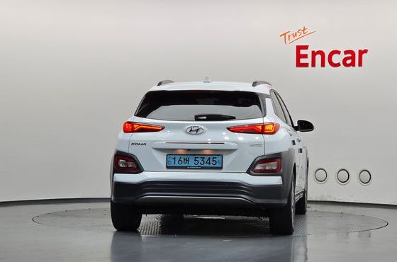 Hyundai Kona Premium — пробег 136 350 км — фото 4 из 5