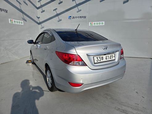 Hyundai Accent 1.4 VVT Premier — пробег 132 953 км — фото 2 из 5