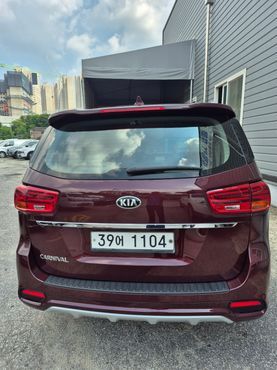 Kia Carnival 9-Seater Luxury — пробег 128 792 км — фото 4 из 5