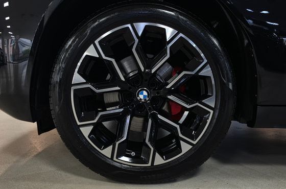 BMW X3 xDrive 20 M Sport Pro — пробег 24 105 км — фото 5 из 5