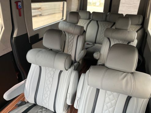 Hyundai Solati 11-Seater Luxury — пробег 60 440 км — фото 4 из 5