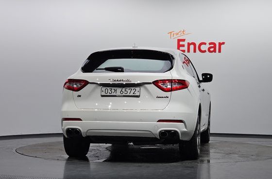 Maserati Levante 3.0 AWD GranLusso — пробег 120 469 км — фото 4 из 5
