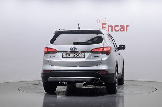 Hyundai Santafe Diesel(e-VGT) 2.0 2WD Premium — пробег 48 303 км — фото 4 из 5