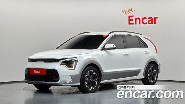 Kia Niro Earth — пробег 90 710 км — фото 1 из 5