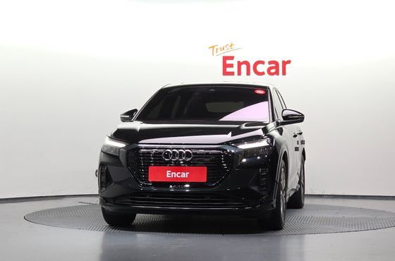 Audi Q4 e-tron 40 Sportback — пробег 13 443 км — фото 3 из 5