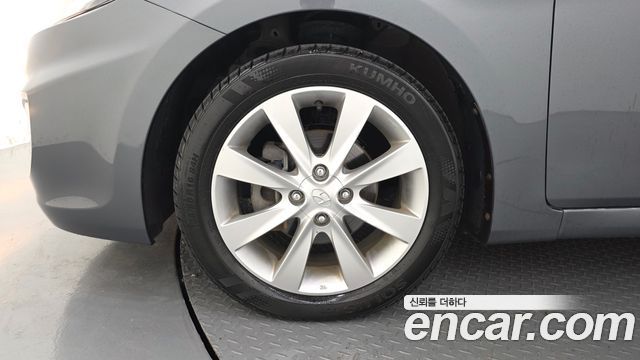 Hyundai Accent из Кореи Encar