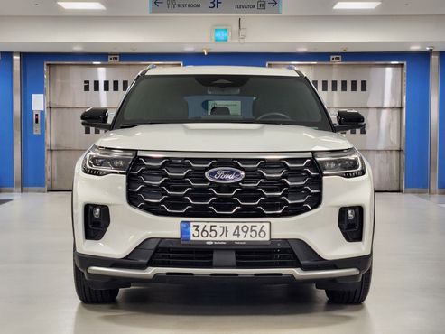 Ford Explorer 2.3 Platinum 4WD — пробег 21 736 км — фото 3 из 5
