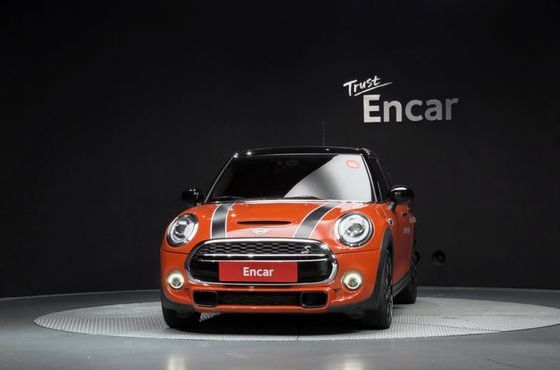 Mini Cooper 5Door HIGH 3rd — пробег 53 575 км — фото 3 из 5