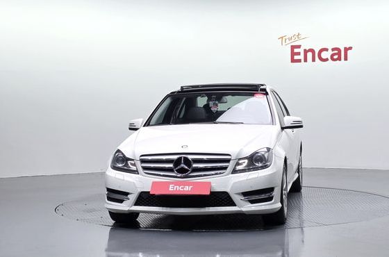 Mercedes-Benz C-Class C200 CGI AVANTGARDE — пробег 39 095 км — фото 3 из 5