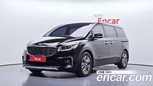 Kia Carnival 9-Seater Luxury — пробег 92 870 км — фото 1 из 5