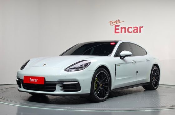 Porsche Panamera 2.9 AWD E-Hybrid — пробег 59 765 км — фото 1 из 5
