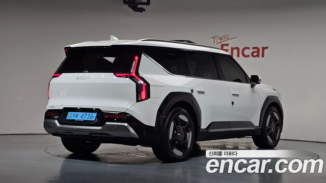 Kia EV9 из Кореи Encar