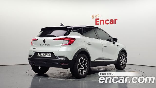 Renault (Samsung) Captur 1.3 TCe Edition Paris — пробег 68 528 км — фото 2 из 5