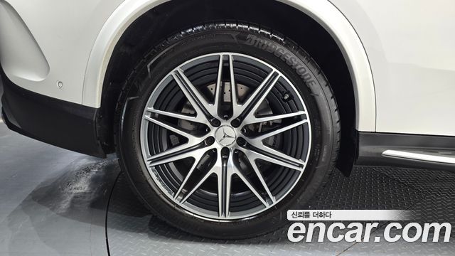 Mercedes-Benz GLC-Class AMG GLC43 4MATIC — пробег 16 090 км — фото 5 из 5