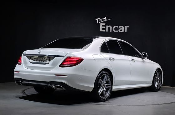 Mercedes-Benz E-Class E300 AMG Line — пробег 43 374 км — фото 2 из 5
